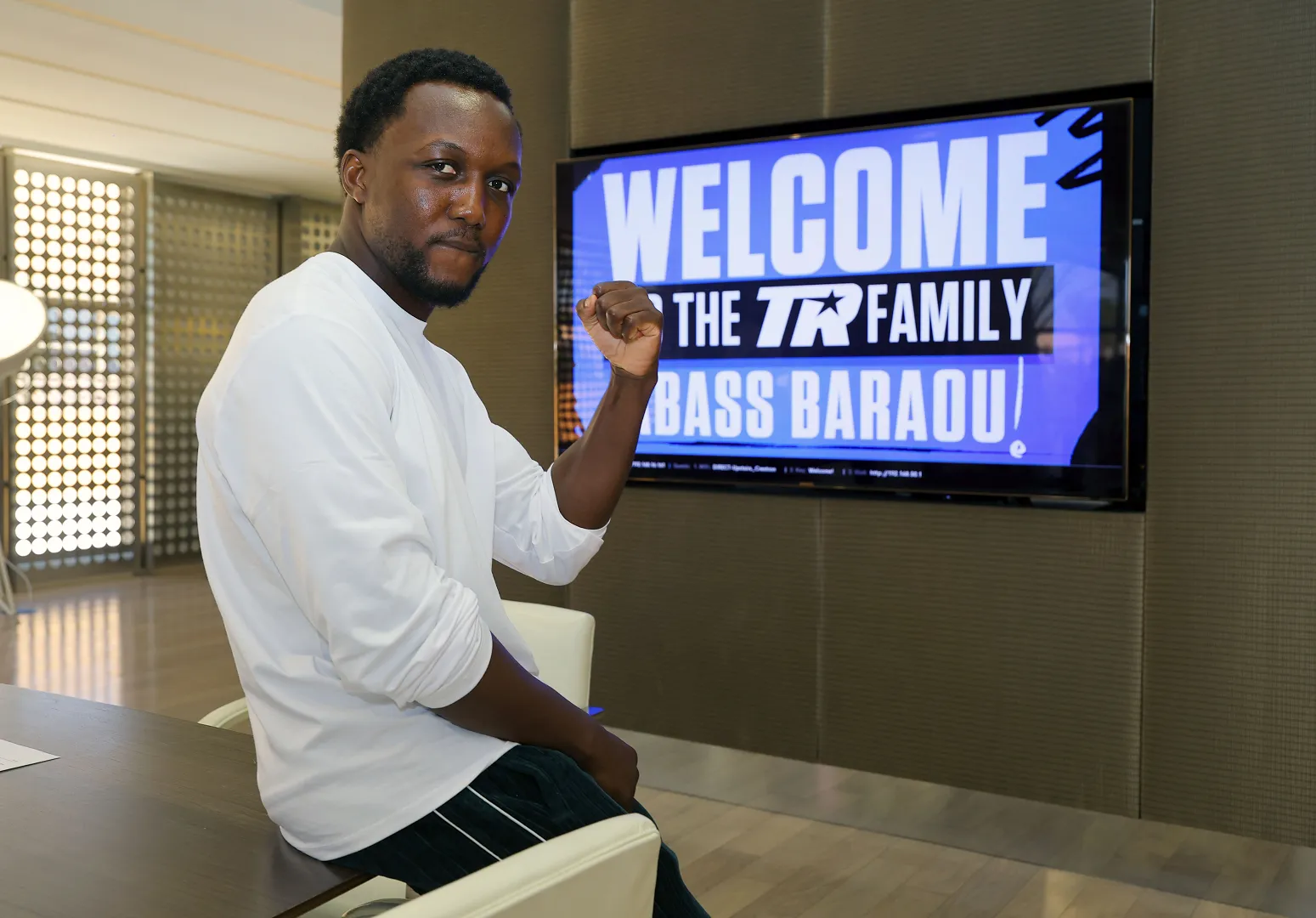 Article image of Former Super Welterweight World Champion Abass Baraou Signs Promotional Contract...