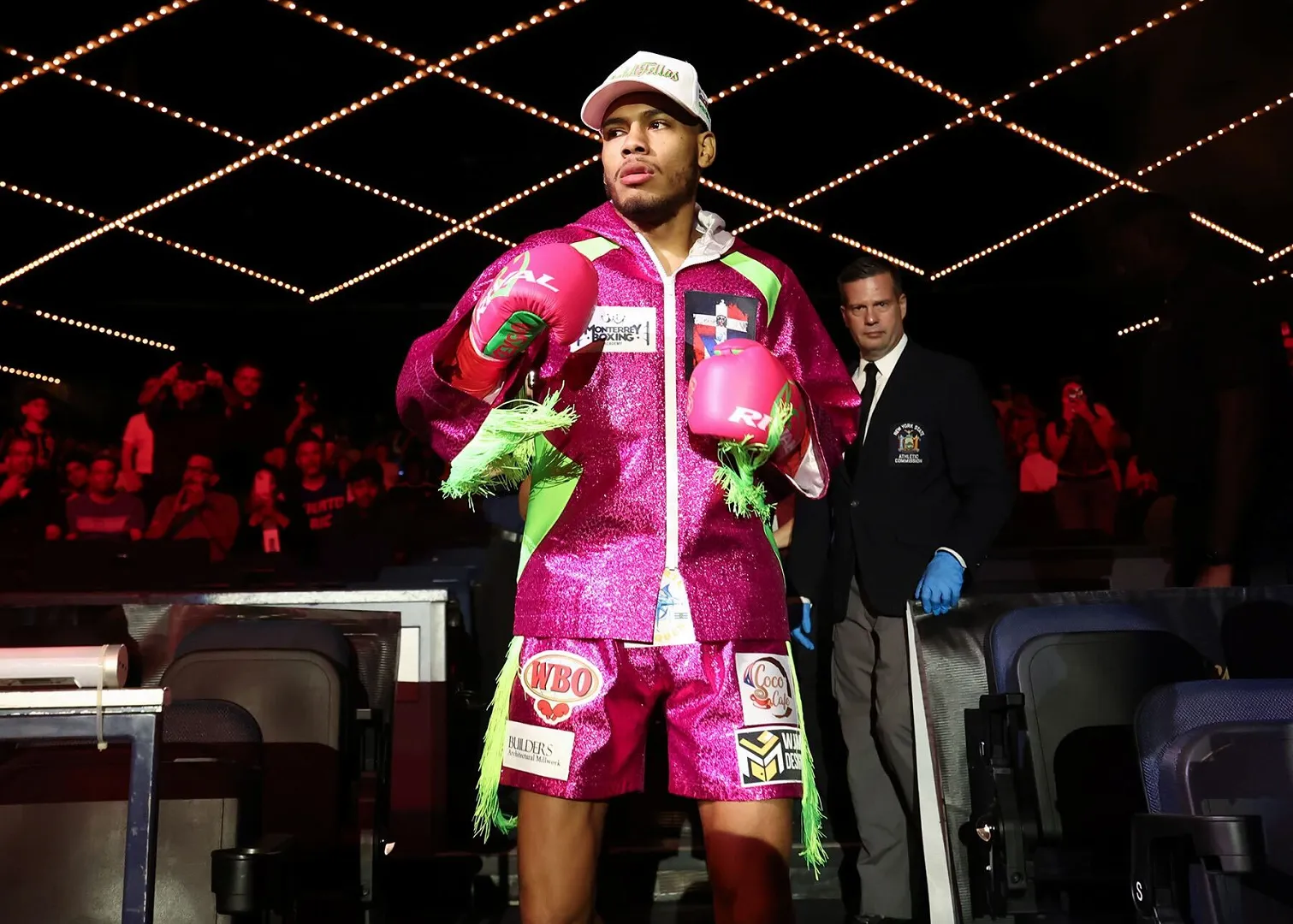 Article image of May 16: Kelvin Davis-Peter Dobson Welterweight Clash & Yan Santana-Cristian Cruz...