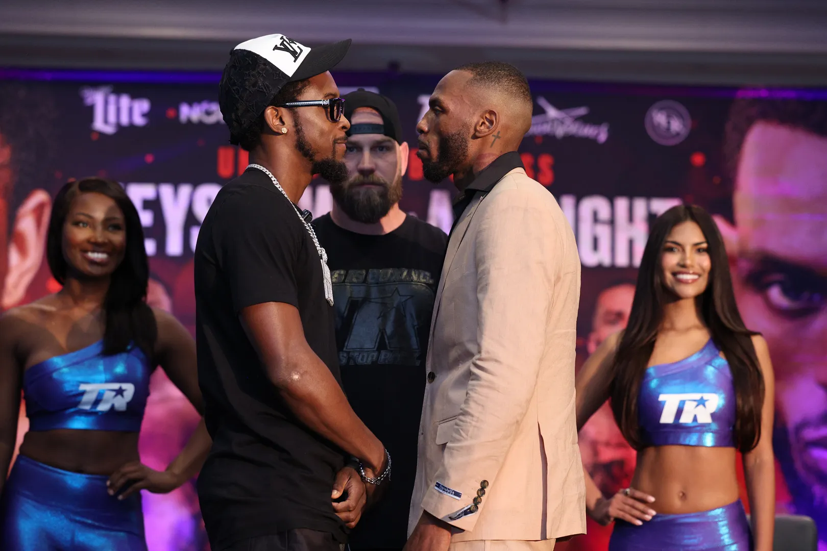 Article image of Press Conference Notes: Keyshawn Davis Ready to Settle Unfinished Business in Sa...